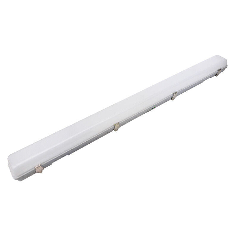 Plafoniera led 36W, 1200mm, con batteria di backup, IP65, 6000K luce fredda